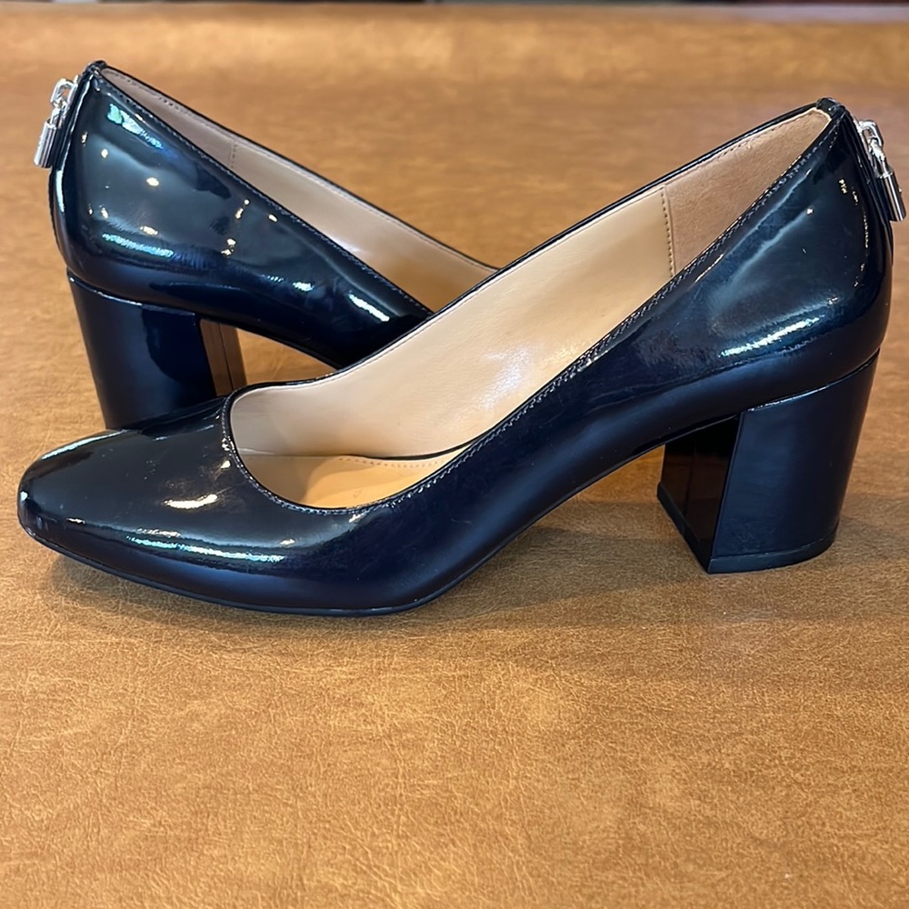 NEW Michael Kors Patent Leather Heel, Size 6M